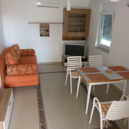 Apartments President Новаля Екстериор снимка