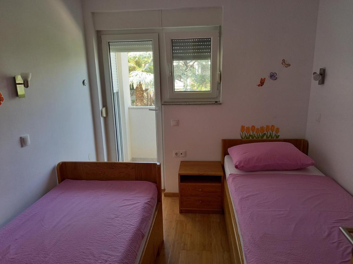 Apartments President Новаля Екстериор снимка