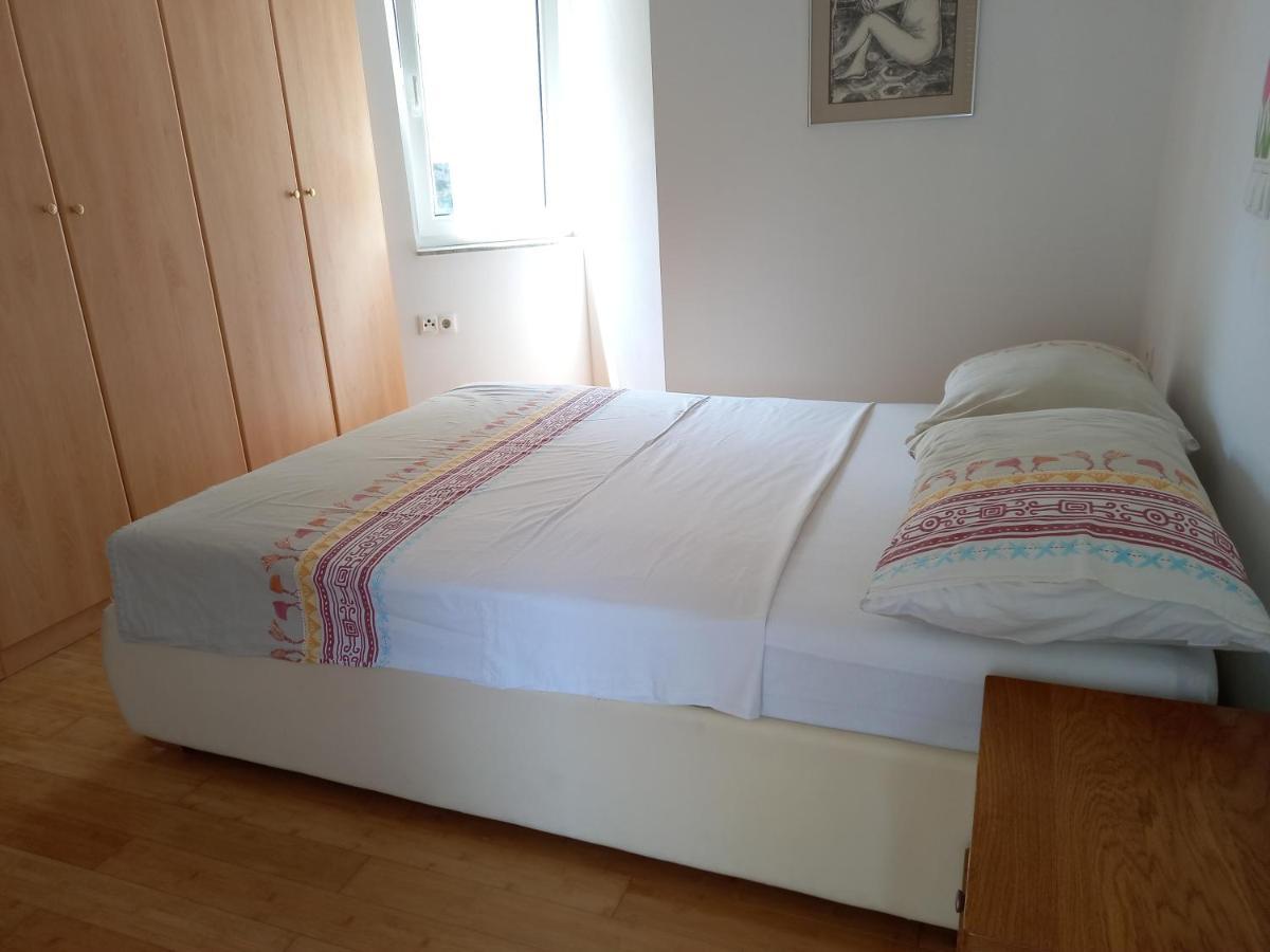 Apartments President Новаля Екстериор снимка
