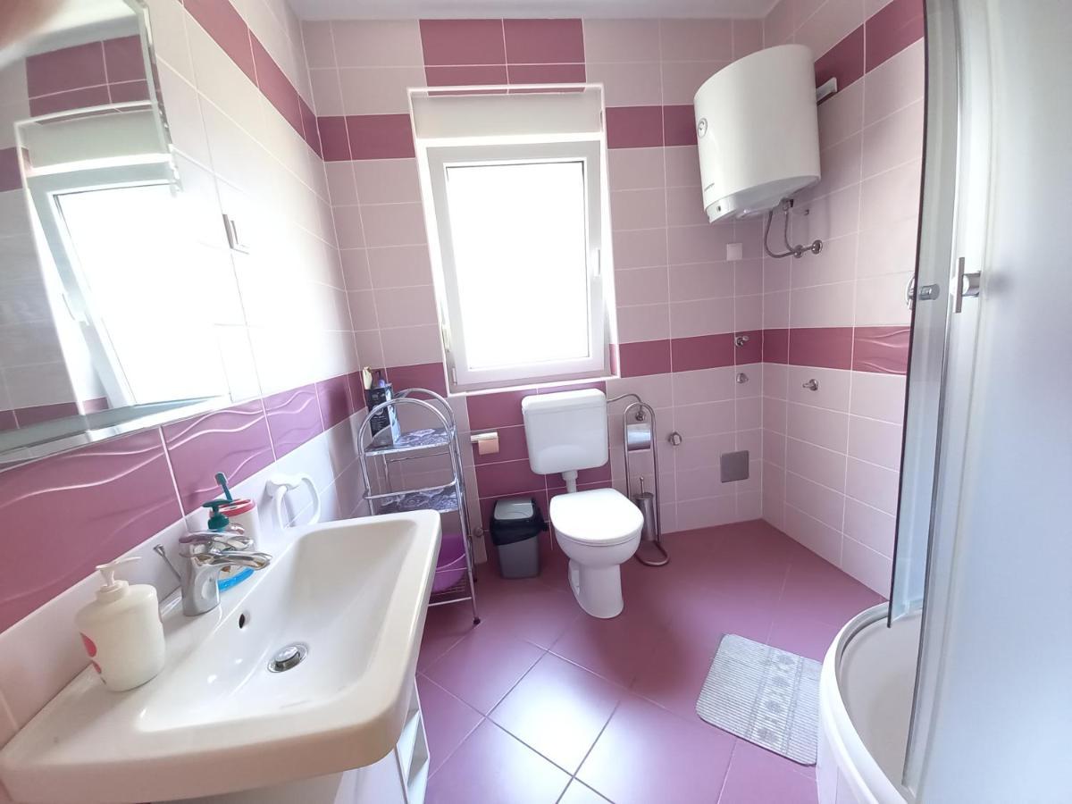 Apartments President Новаля Екстериор снимка