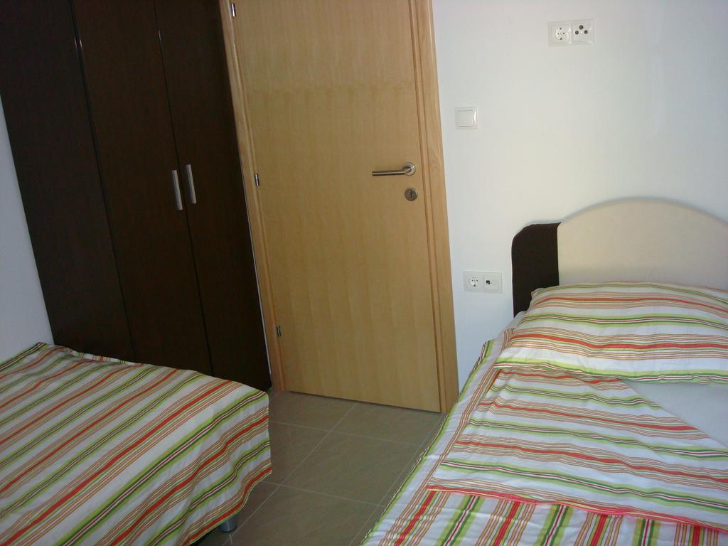 Apartments President Новаля Екстериор снимка