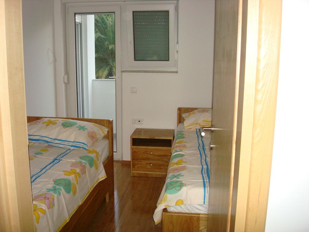 Apartments President Новаля Екстериор снимка