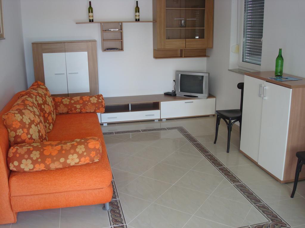 Apartments President Новаля Екстериор снимка