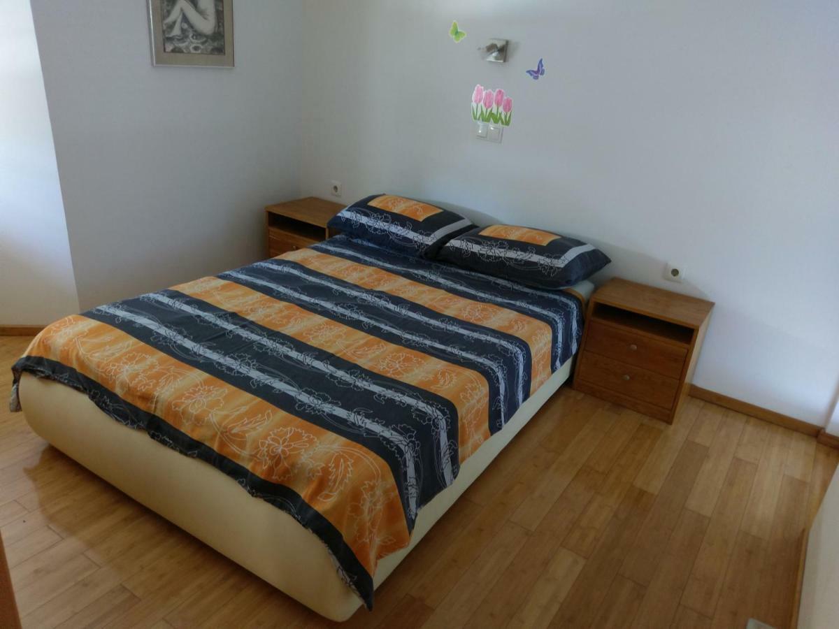 Apartments President Новаля Екстериор снимка