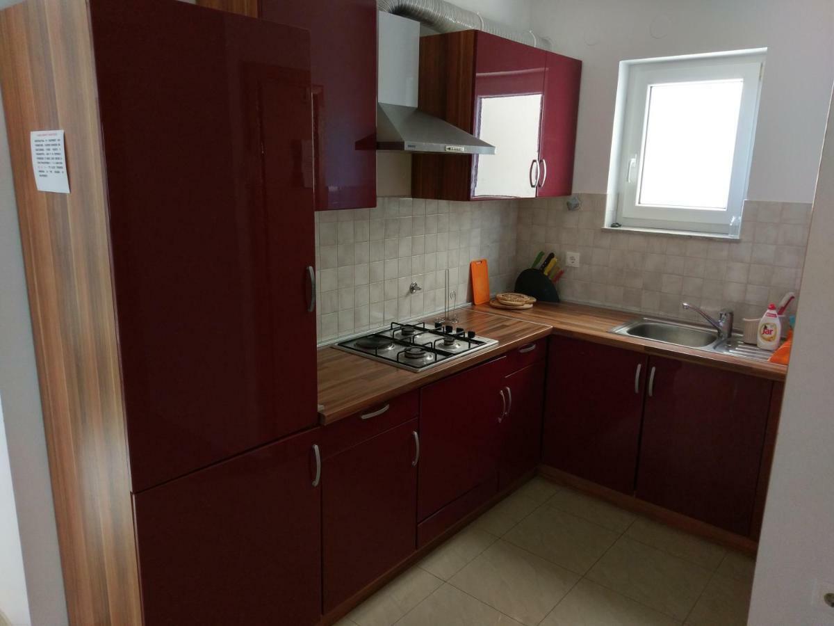 Apartments President Новаля Екстериор снимка